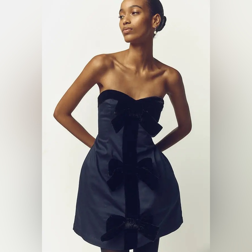 NWT Anthropologie Maeve Strapless Bow Velvet Mini Dress Navy/Black Size Medium